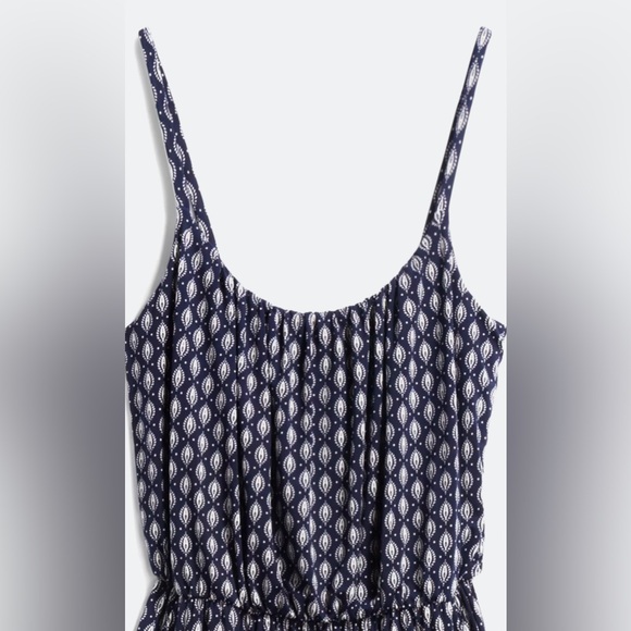 Kaileigh navy and white jumpsuit. Size small - Picture 7 of 7